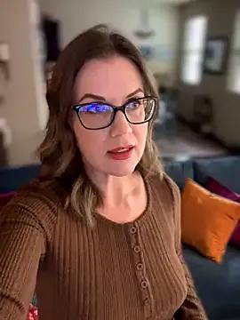 MaiseKnox — Hi, Maise 