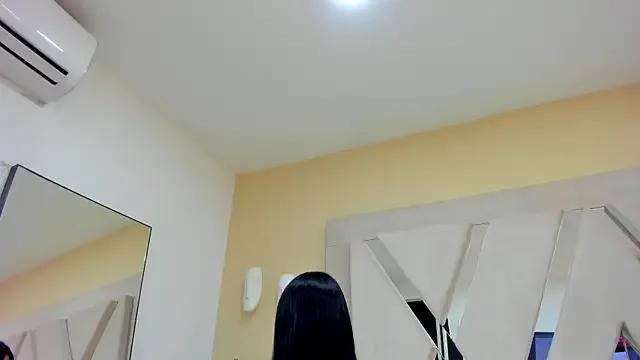 Freechat malejabenzz on StripChat