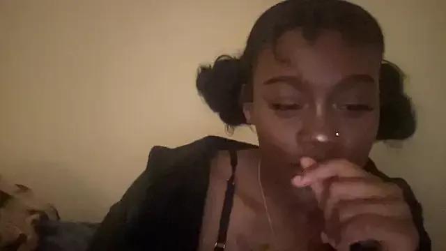 Freechat maskedgirl5005 on StripChat