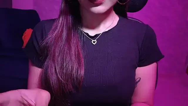 Freechat MidnightFlame on StripChat