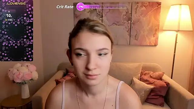 MilinaMorris on StripChat 