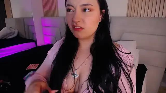 Miss_Loise on StripChat 