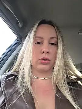 StripChat Mona_Plus is Freechat Mona_Plus — Full nakedget out of the car