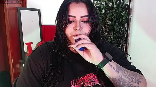 Freechat moon_sunflower on StripChat