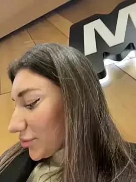 Freechat MooonReal on StripChat