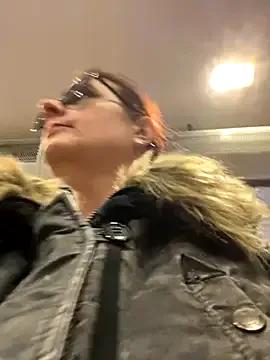 NataKitten — Bra off, tits our and shake in public