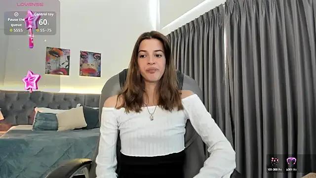 Freechat Nora_Vennucci on StripChat