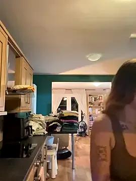 PiperPassionX — Last two tippers get 2 min control each