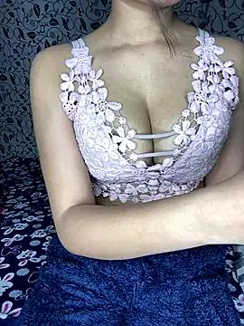 Pretty_doll25 — Freechat on StripChat