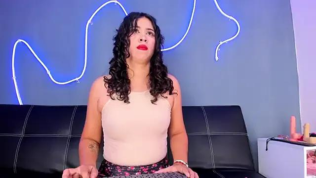 Freechat purplay_98 on StripChat