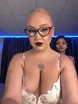 Private RollDolls on StripChat