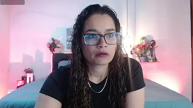 StripChat Rose_Thompson1 is Freechat Rose_Thompson1 — OIL ASS + SPANKS X5