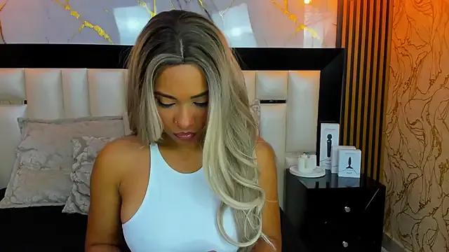 StripChat SofiaLaurents is Freechat SofiaLaurents — suck toy