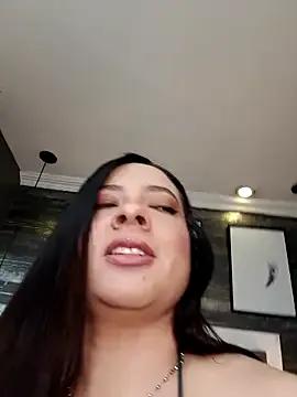 Freechat SophieCurves on StripChat