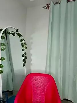 Freechat SquirtQueen222 on StripChat