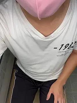 suisui3434 on StripChat 