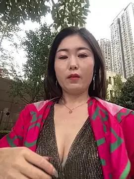 sunny-520 on StripChat 