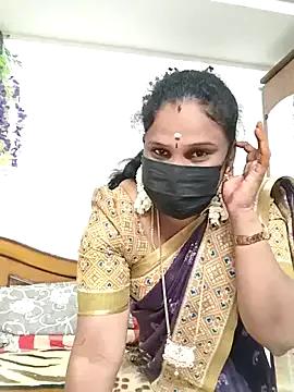 Tamil_Aathira — Private on StripChat