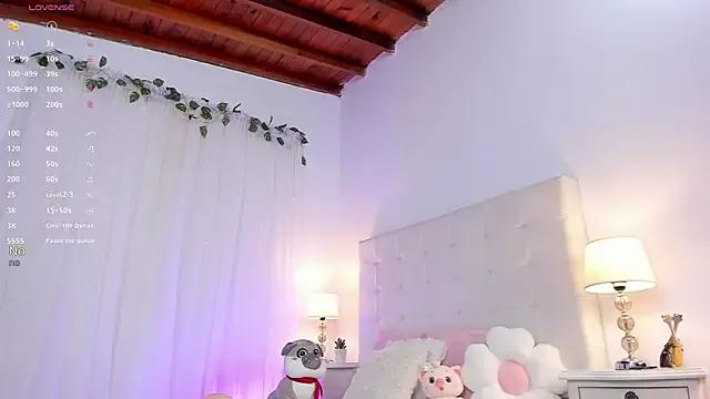 Freechat tatikiss_ on StripChat