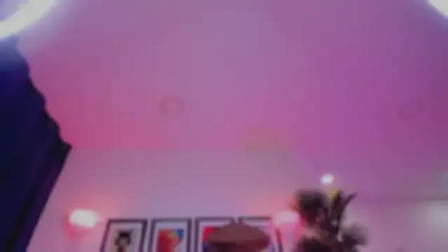 Freechat Taylor__foxxx on StripChat