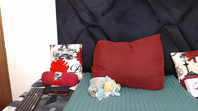 StripChat ThickAss90 is Freechat ThickAss90 — MAKE ME CUM ON YOUR HARD DICK