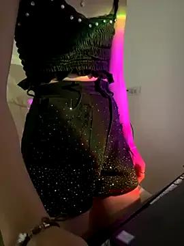 Freechat tran_my on StripChat