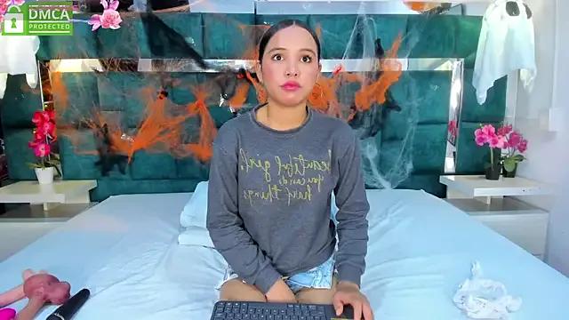 Freechat valtira_nova on StripChat