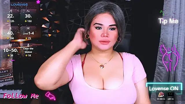 Freechat xHugeHarleySelfsuckerx on StripChat