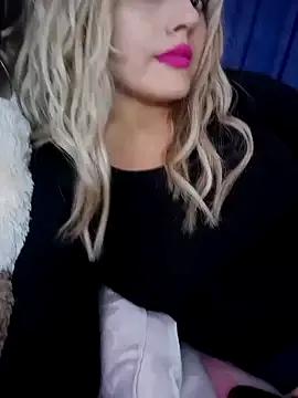 Private Xvctoriax8 on StripChat