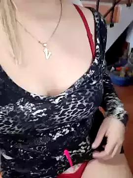 Private Xvctoriax8 on StripChat