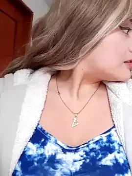 Private Xvctoriax8 on StripChat