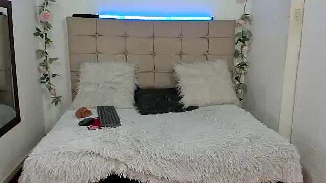 yayita_mature on StripChat 