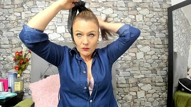 Freechat your_angel7 on StripChat